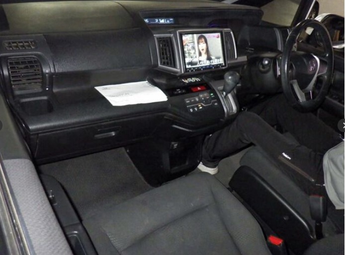 2013 Honda Stepwagon Spada